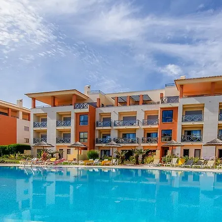 T2 Corcovada 1ºandar Vista Piscina * Албуфейра
